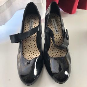 American Eagle Heels